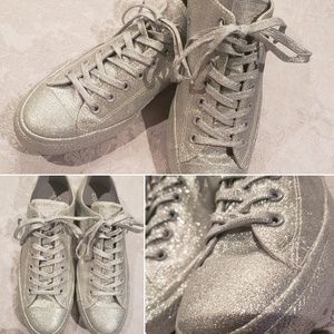 Sparkle Silver Converse